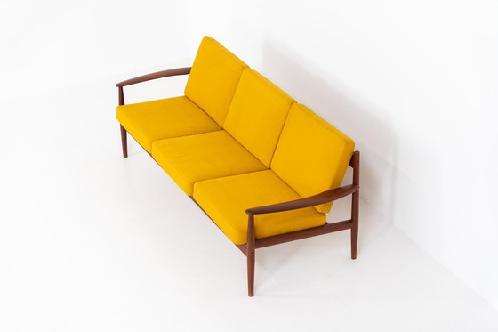 Image 1 of "Fd-128" 3-Seater By Grete Jalk For France & Son (Danemark, 1960S).