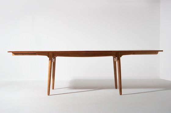 Image 1 of Table de salle à manger à rallonge - Hans J. Wegner