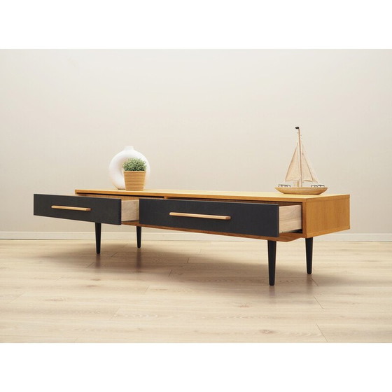 Image 1 of Buffet bas vintage en chêne scandinave