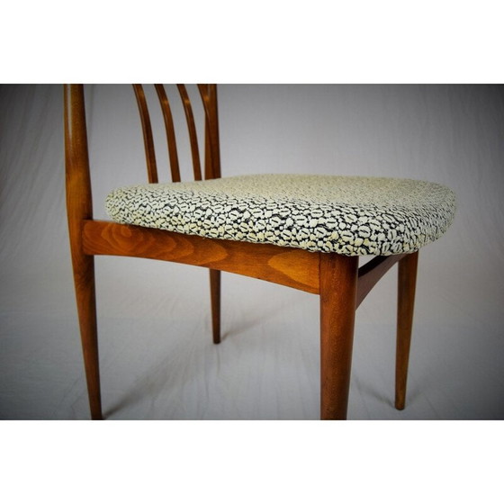 Image 1 of Ensemble de quatre chaises de salle à manger tapissées, Tchécoslovaquie - années 1960
