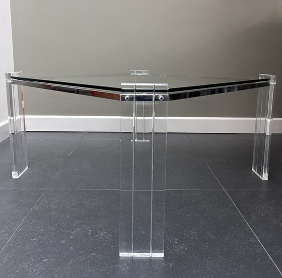 Image 1 of Table basse design des années 60