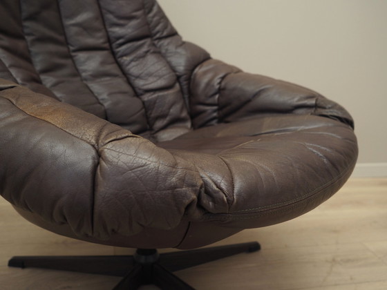 Image 1 of Fauteuil pivotant en cuir, Design danois, 1960S, Designer : H.W. Klein, Manufacture : Bramin