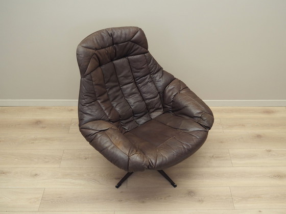 Image 1 of Fauteuil pivotant en cuir, Design danois, 1960S, Designer : H.W. Klein, Manufacture : Bramin