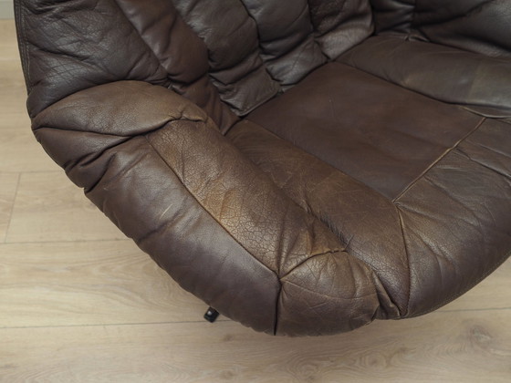 Image 1 of Fauteuil pivotant en cuir, Design danois, 1960S, Designer : H.W. Klein, Manufacture : Bramin