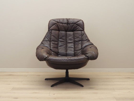 Image 1 of Fauteuil pivotant en cuir, Design danois, 1960S, Designer : H.W. Klein, Manufacture : Bramin