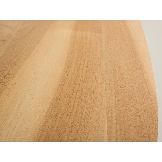 Image 1 of Table basse vintage en noyer massif et métal noir