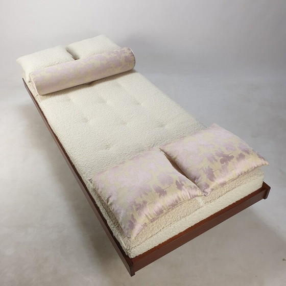 Image 1 of Lit de jour vintage en teck avec coussins Dedar, Pays-Bas 1960s