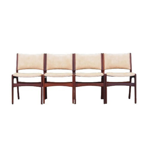 Ensemble de quatre chaises en teck, design danois, années 1970, production : Henning Kjaernulf