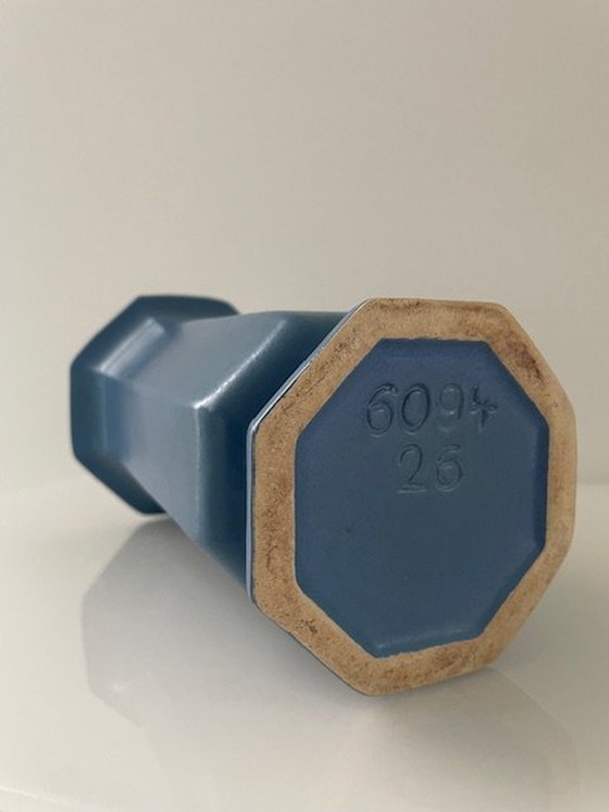Image 1 of Vase Vintage Mid Century Octogone Céramique Bleu clair/Noir