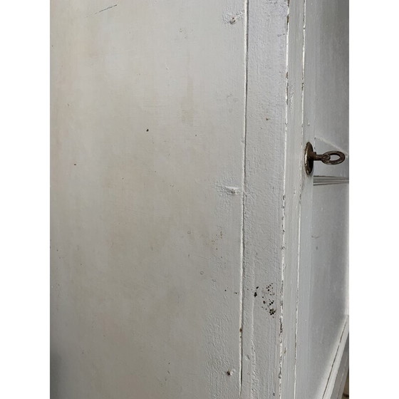 Image 1 of Armoire parisienne vintage blanche