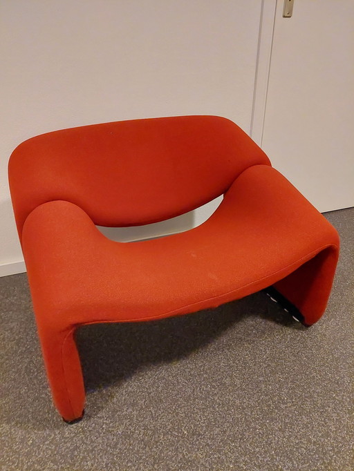 Artifort Groovy Chair Rouge