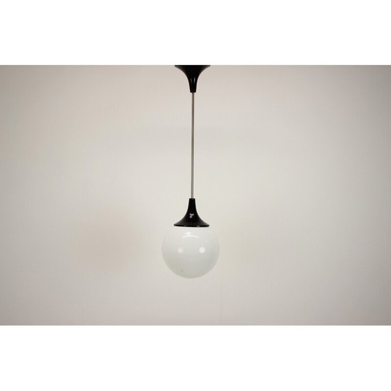 Image 1 of Lampe suspendue du milieu du siècle par Napako, Tchécoslovaquie années 1960