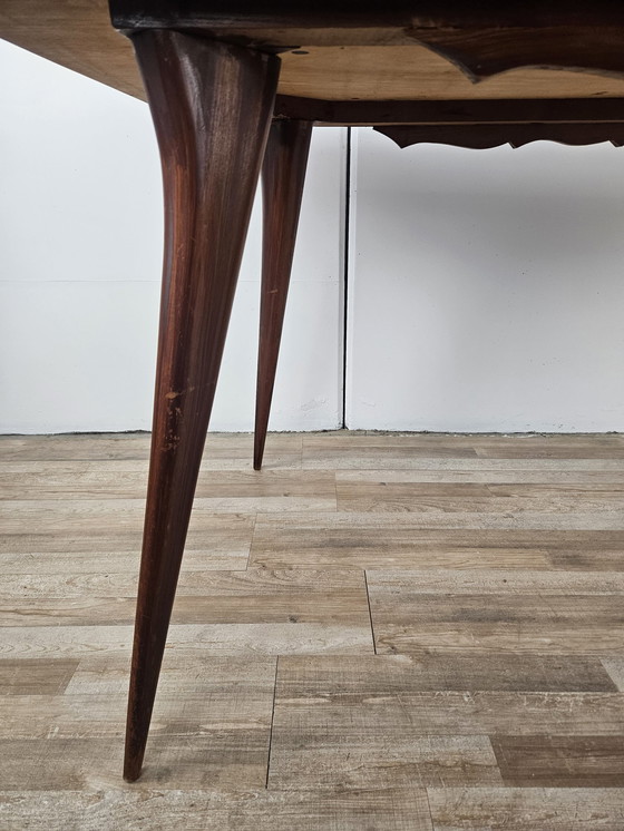 Image 1 of Table en bois des années 1960 avec plateau en verre vert décoré