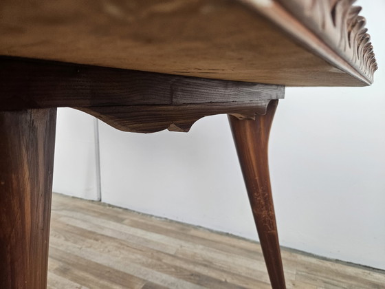 Image 1 of Table en bois des années 1960 avec plateau en verre vert décoré