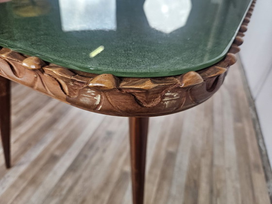 Image 1 of Table en bois des années 1960 avec plateau en verre vert décoré