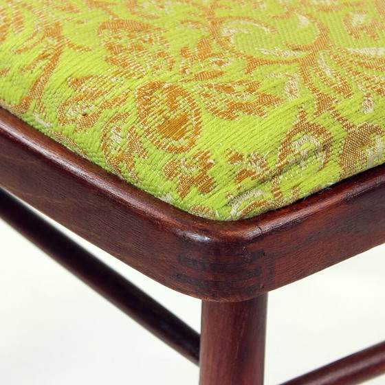 Image 1 of Ensemble de 4 chaises de salle à manger vintage en bois de chêne par Ton, Tchécoslovaquie années 1960