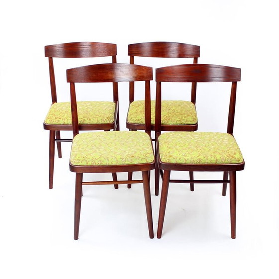 Image 1 of Ensemble de 4 chaises de salle à manger vintage en bois de chêne par Ton, Tchécoslovaquie années 1960