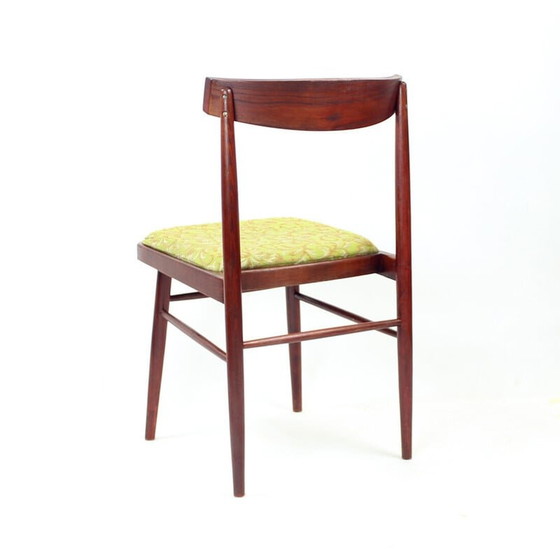 Image 1 of Ensemble de 4 chaises de salle à manger vintage en bois de chêne par Ton, Tchécoslovaquie années 1960