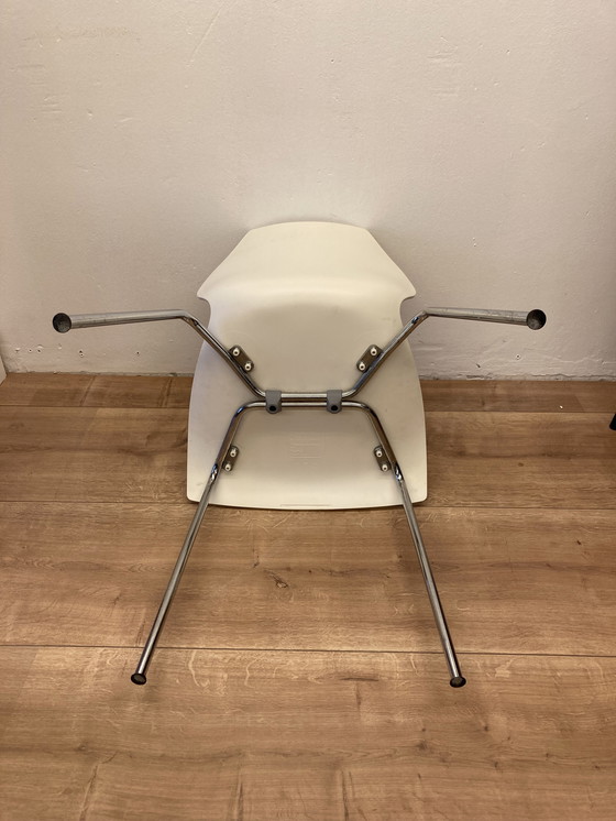 Image 1 of 4X Chaise Maui par Vico Magistretti pour Kartell