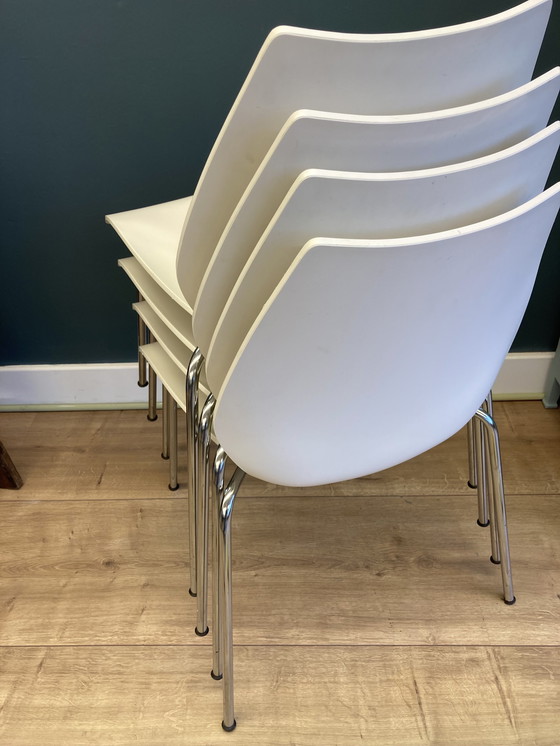 Image 1 of 4X Chaise Maui par Vico Magistretti pour Kartell