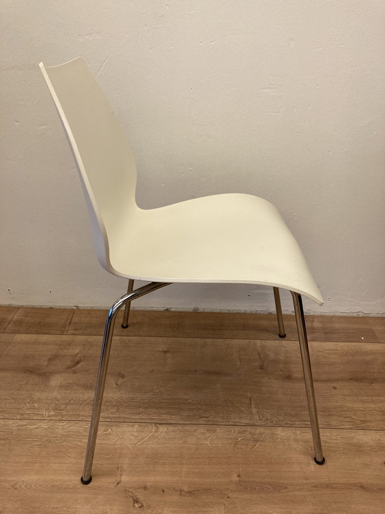 Image 1 of 4X Chaise Maui par Vico Magistretti pour Kartell