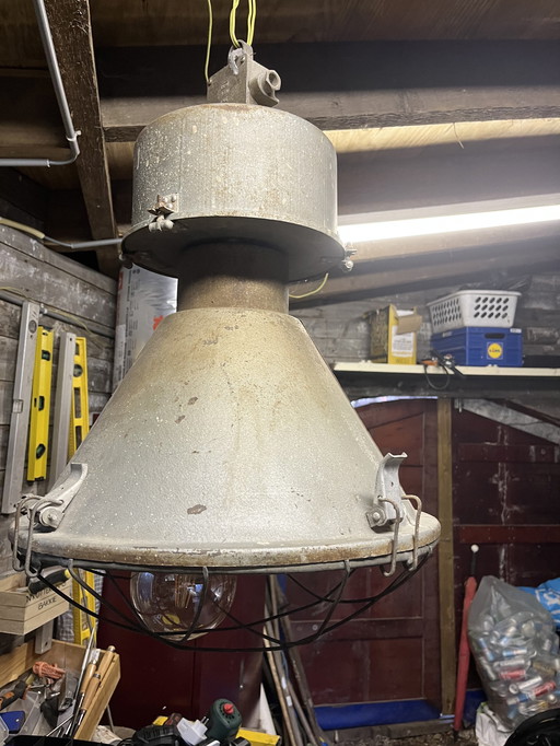 Lampe pendante industrielle vintage