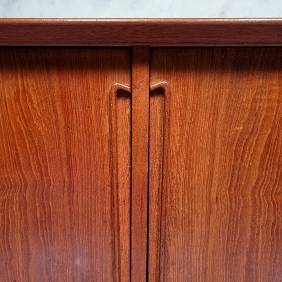 Image 1 of Enfilade vintage en teck par Kurt Ostervig pour Brande Mobelfabrik, Danemark 1950.