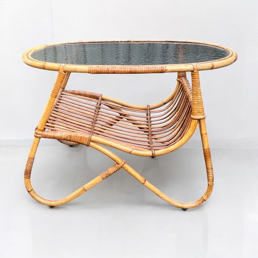 Table basse vintage en rotin