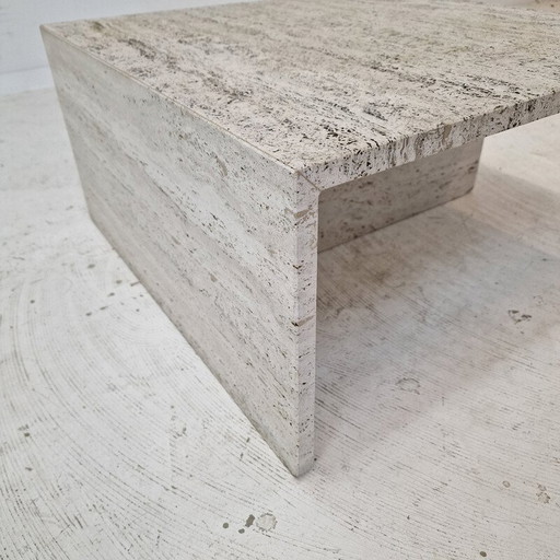 Table basse carrée vintage en travertin par Up et Up, Italie 1970