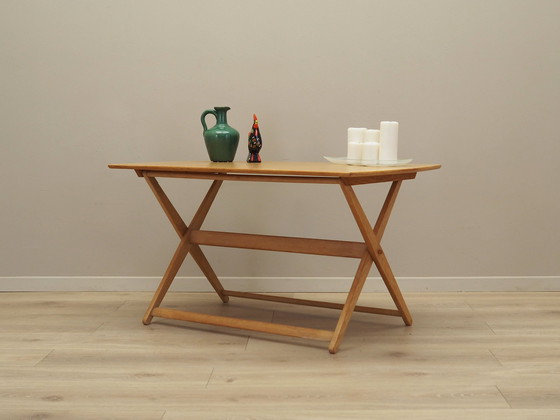 Image 1 of Table basse en frêne, Design danois, 1970S, Production : Danemark