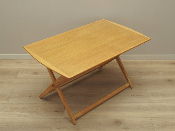 Image 1 of Table basse en frêne, Design danois, 1970S, Production : Danemark