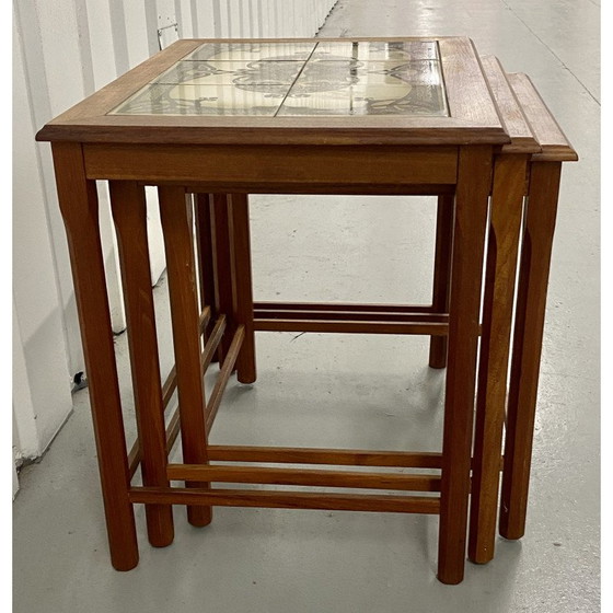 Image 1 of Tables gigognes vintage danoises avec carreaux, 1970