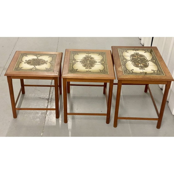 Image 1 of Tables gigognes vintage danoises avec carreaux, 1970