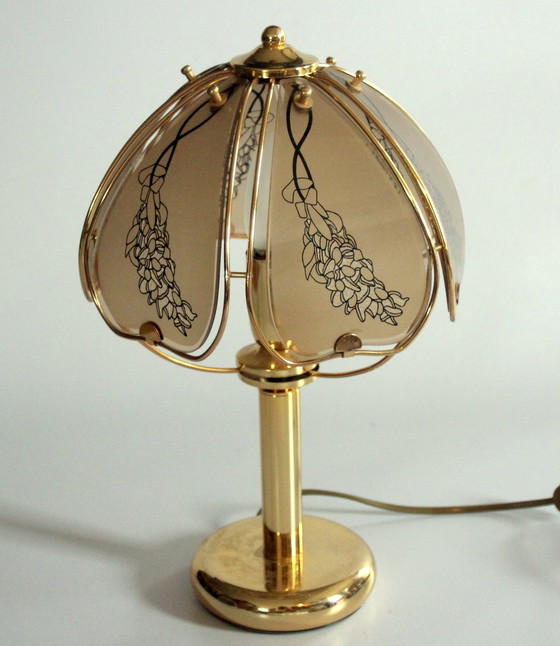 Image 1 of 1980S Lampe de table en laiton avec verre fumé - Vintage