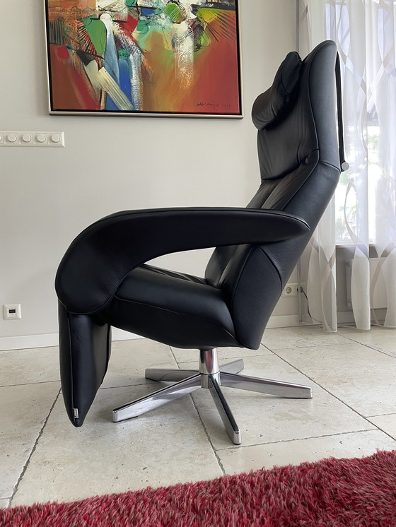 Image 1 of Fauteuil de relaxation moderne en cuir noir