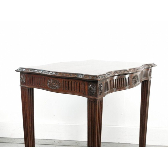 Image 1 of Table basse vintage en acajou