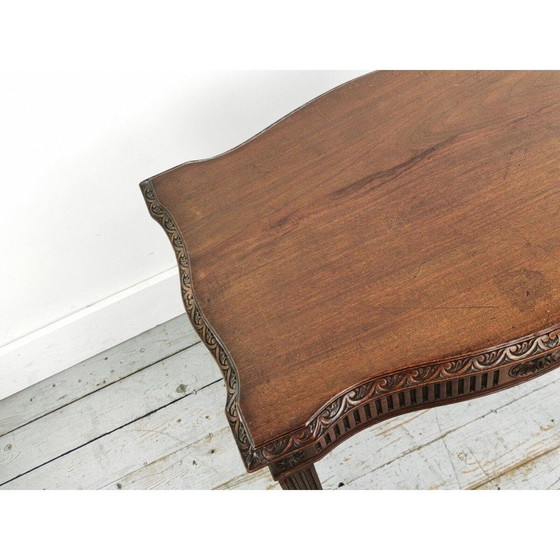 Image 1 of Table basse vintage en acajou