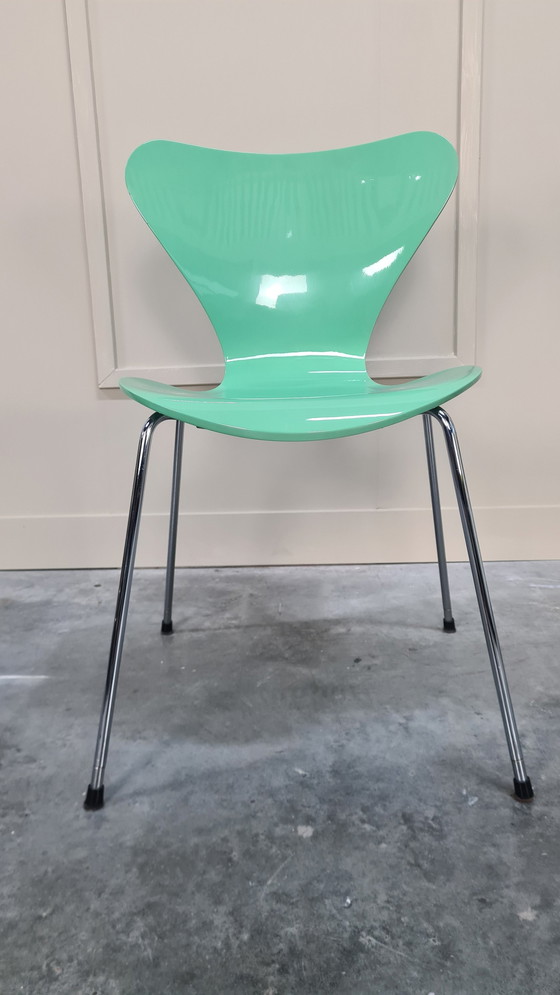 Image 1 of 4 X chaises Butterfly par Fritz Hansen, original fin 70S début 80S