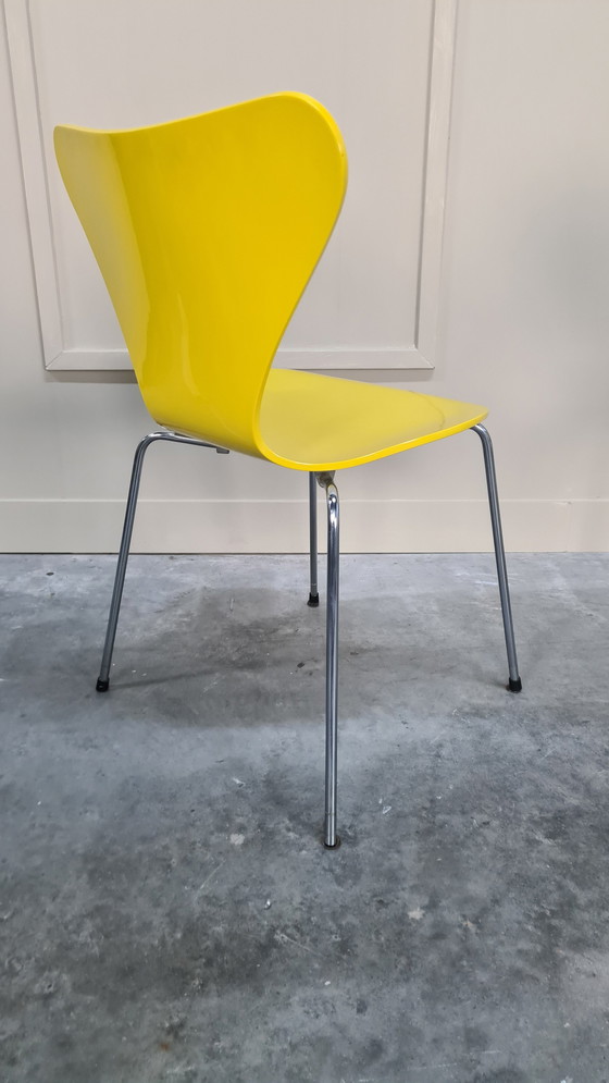 Image 1 of 4 X chaises Butterfly par Fritz Hansen, original fin 70S début 80S