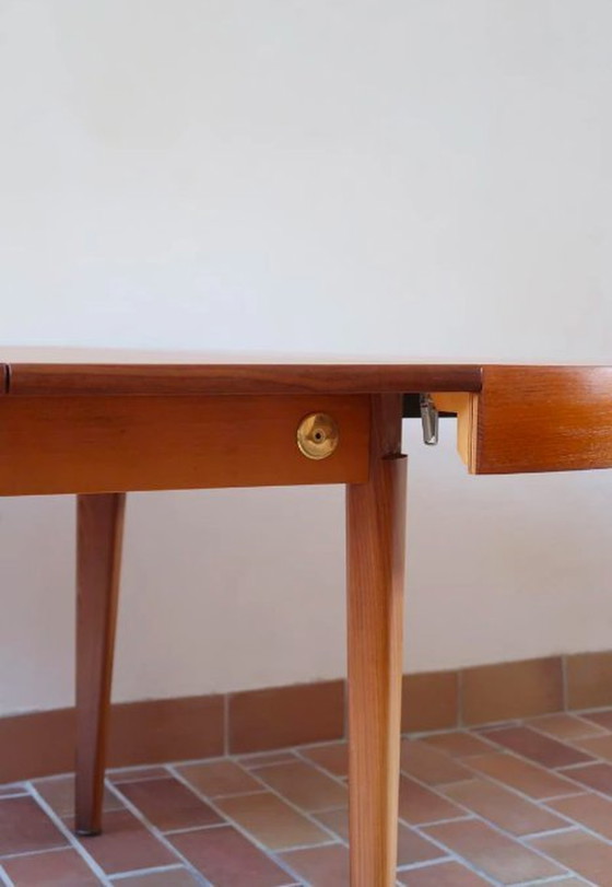 Image 1 of Table Ronde Scandinave Extensible 70'S