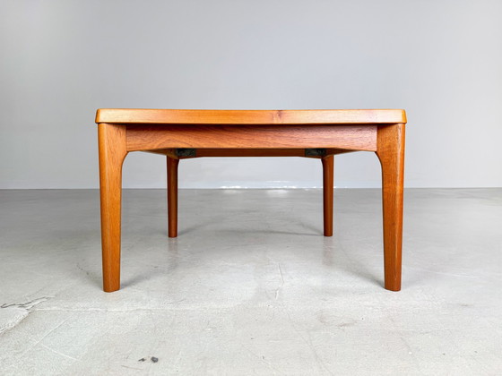 Image 1 of Original Henning Kjaernulf Midcentury Table basse Velje Stolefabrik Teck