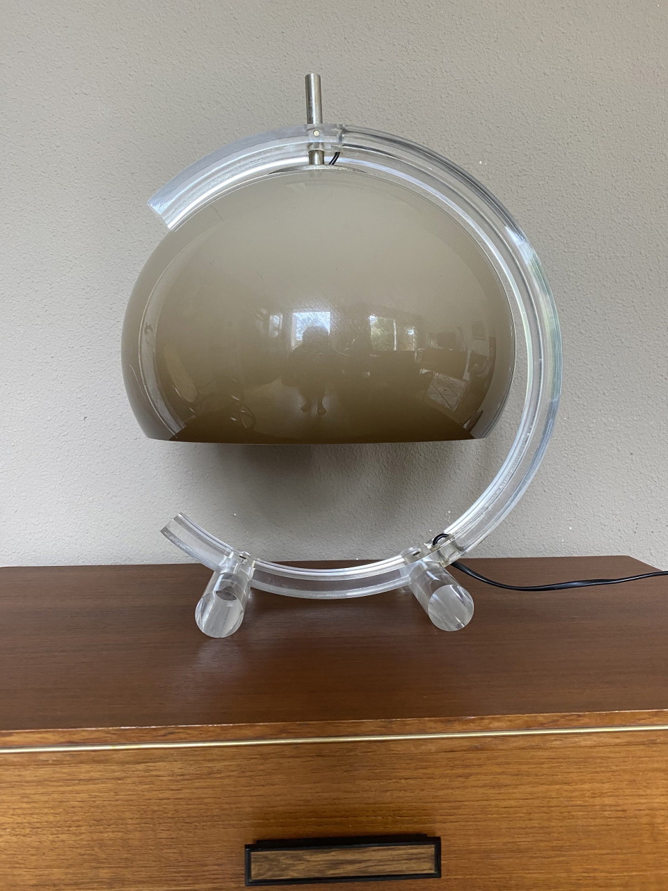 Lampe de table vintage en plexiglas de l'ère spatiale