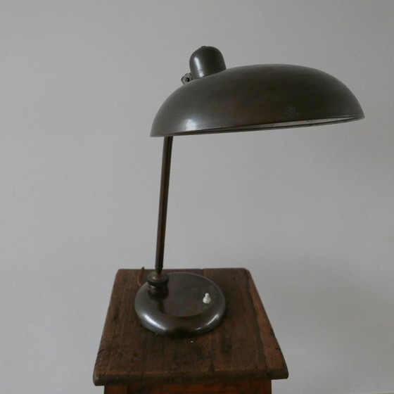 Image 1 of Lampe de table vintage en laiton patiné, Allemagne 1930