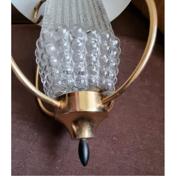Image 1 of Lampe suspendue vintage en verre épais et laiton, 1950