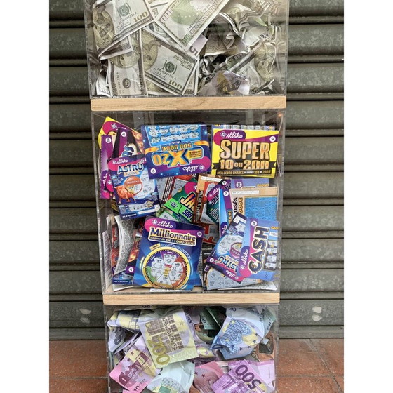 Image 1 of Sculpture vintage "Cash accumulation"