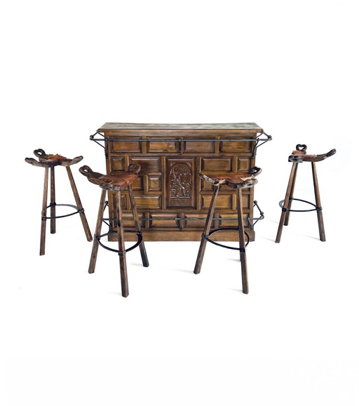 Bar brutaliste + tabourets de bar '50