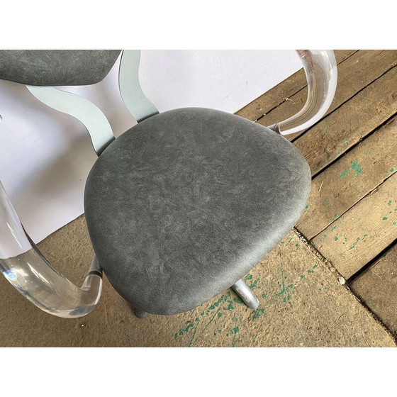Image 1 of Fauteuil de coiffure vintage pivotant en plexiglas et skaï gris, 1970