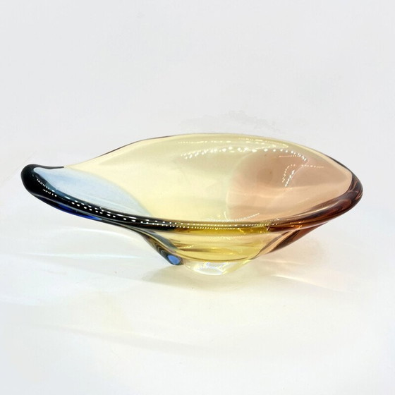 Image 1 of Plat en verre organique vintage par H. Machovska pour Mstišov, Tchécoslovaquie 1960