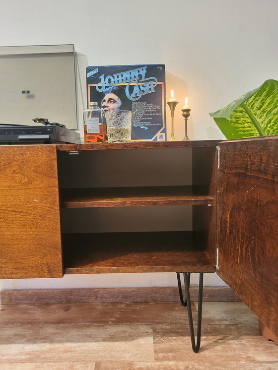 Image 1 of Meuble de tourne-disque vintage