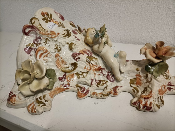 Image 1 of Rare console murale en céramique Bassano avec ange - Faite à la main et détaillée